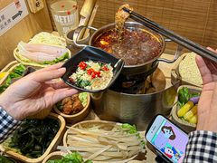 -独食火锅·半米屋台(直营总店)