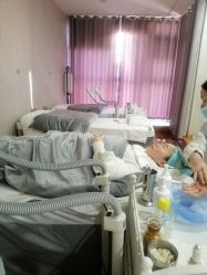 -苗苗清肤皮肤护理中心