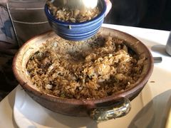 -八府香鸭·啫啫煲(华山路店)