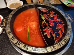 番茄鸳鸯锅-纸盐河码头火锅(十八梯店)