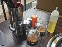 -海吃海喝海鲜烤肉餐厅