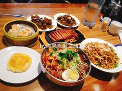 -圣河湾虾饺美食(站前店)