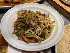 -闫府私房菜·老字号(恒隆店)