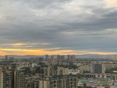 -冯记香辣兔火锅(茶店子总店)