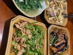 -苗湘食府(十年店)