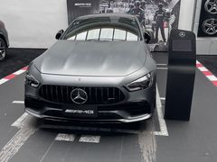 -上海星瀚奔驰4S店(红柳路店)