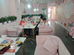 -F小姐甜品店(威海路店)