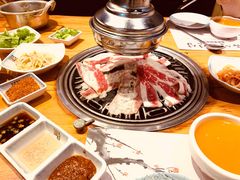 -唯成•韩国炭火烤肉 유성고기