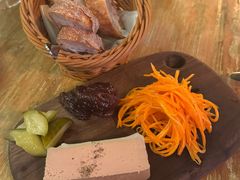 -羽深肉铺 Steak & Wine