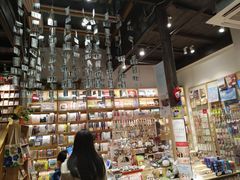 -猫的天空之城概念书店(杭州南宋御街店)