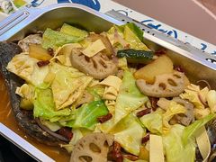 -松哥油焖大虾.小龙虾.黑鸭煲(海岸城店)
