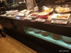 自助取餐区-咸亨大酒店-自助餐厅(解放南路店)