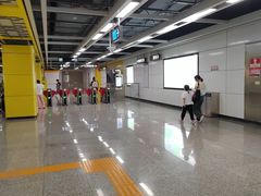 -银湖(地铁站)