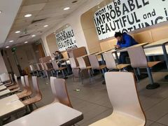 大堂-麦当劳(军博店)