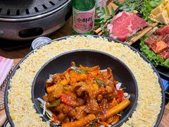 -青瓦餐厅·生鱼片·韩园烤肉(西塔店)