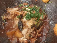 -小火炕铁锅炖鱼