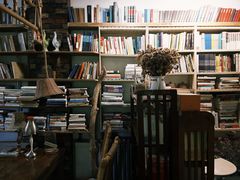 -斯多格书乡(北京大学畅春园店)