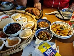 -包整·丝娃娃(一览甲秀楼风景店)