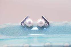 -威德钻石-克拉钻大本营(南京东路店)