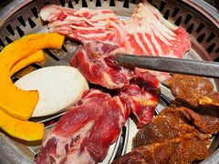 -木槿花韩式炭烤·熟成肉工坊(孙文东路店)