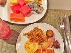 -海口绿发希尔顿酒店-田园汇自助餐·三文鱼·海鲜