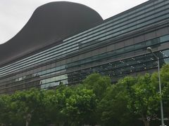-上海跨国采购会展中心