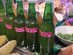 -布尔津河堤夜市