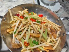 -梁家大院•农家菜(昆山会展中心店)