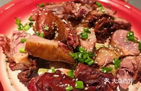 Old Chengdu Tea-Smoked Duck