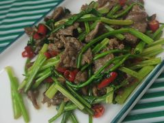 小炒黄牛肉-香满锅老北京羊蝎子火锅·家常菜(新街口店)