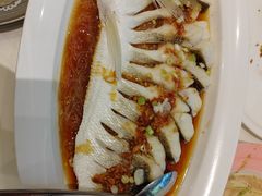 -万龙洲海鲜(大兴绿地缤纷城店)