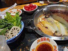 -憨孃孃·重庆老火锅(红山黑金店)