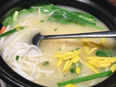 过桥米线-云海肴·汽锅鸡·云南菜(美罗城店)