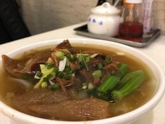 -香港新发烧腊茶餐厅(万象店)