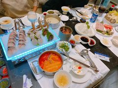 -红鼎豆捞·非遗鲍皇汤火锅(宝丰路店)