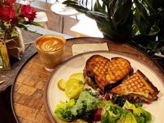 超级牛肉帕尼尼-O'mills Sourdough Bakery&Bistro(永嘉路店)