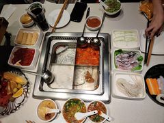 -海底捞火锅鲜切牛肉主题店(长寿路店)