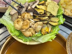 -阿山卓·野生菌火锅·纳西火塘烤肉