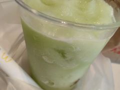 油柑雪冰-麦当劳(世界城广场店)