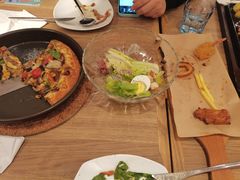 -必胜客(欧亚卖场店)