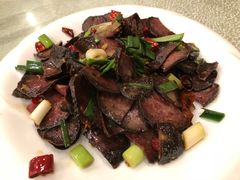 -唐师傅湘西名菜馆(武陵路店)