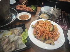 -韩风烤牛肉冷面店