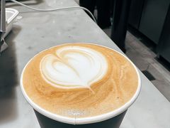 趁热拿铁-HOT CRUSH趁热集合·现烤面包(环球港店)