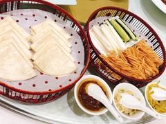 麻油撒子卷饼-上海古井假日酒店 · 徽昇楼中餐厅