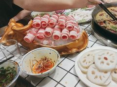 -六婶老火锅(交通大学直营店)