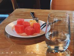 -羽深肉铺 Steak & Wine
