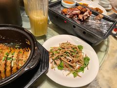 -梁家大院•农家菜(昆山会展中心店)