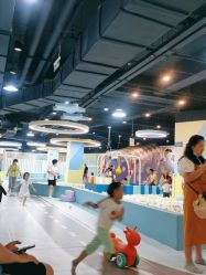 -多奇妙乐园·淘气堡·电玩·抓娃娃(海口吾悦店)