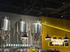 -HUZI虎滋精酿餐吧(京西大悦城店)