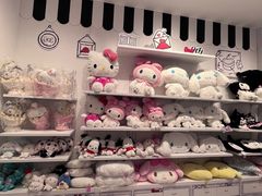 -三丽鸥(北京荟聚店)